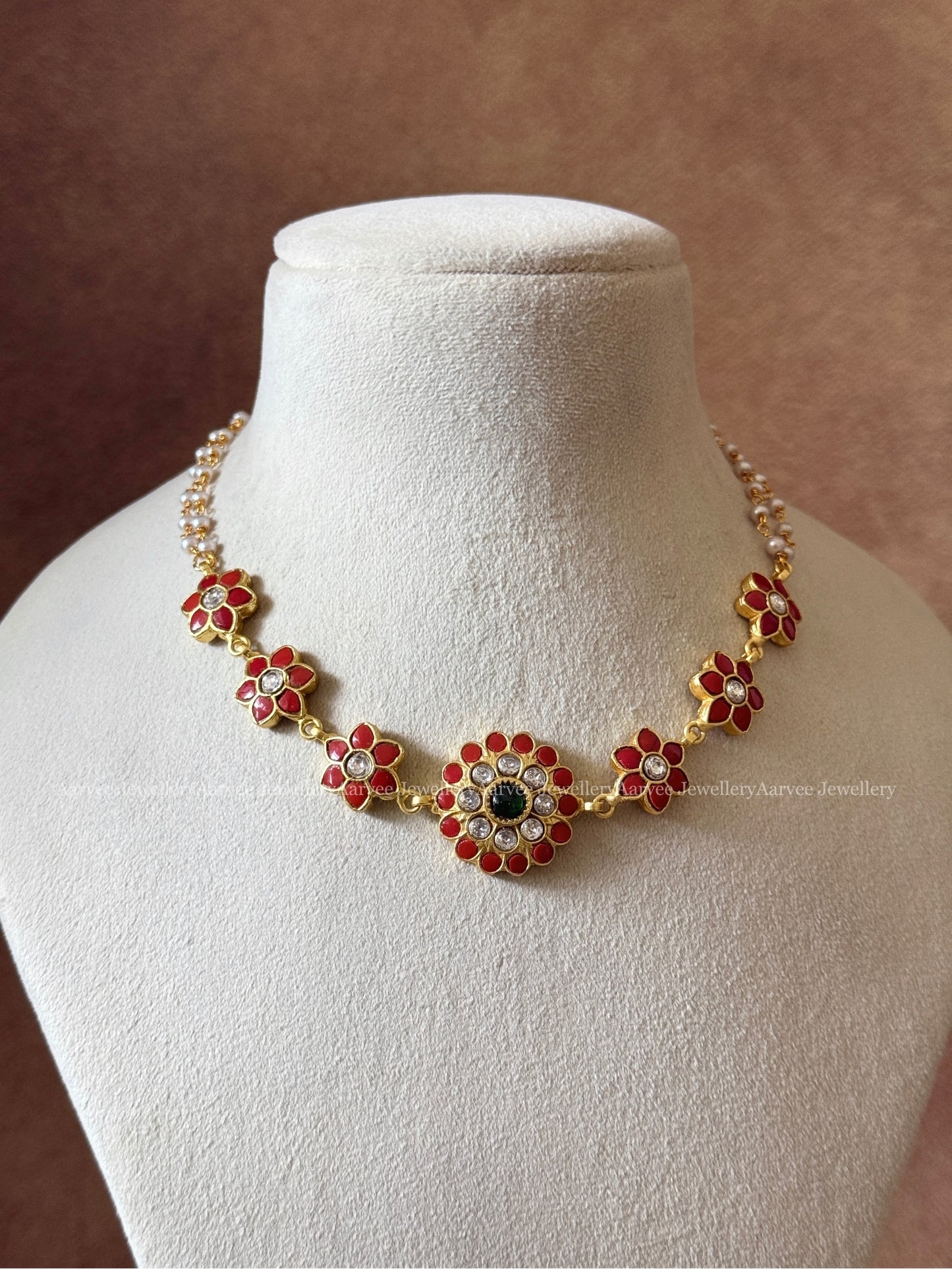 JADAU KUNDAN PEARL LINE NECKLACE SET WITH CORAL STONES ROUND PENDANT