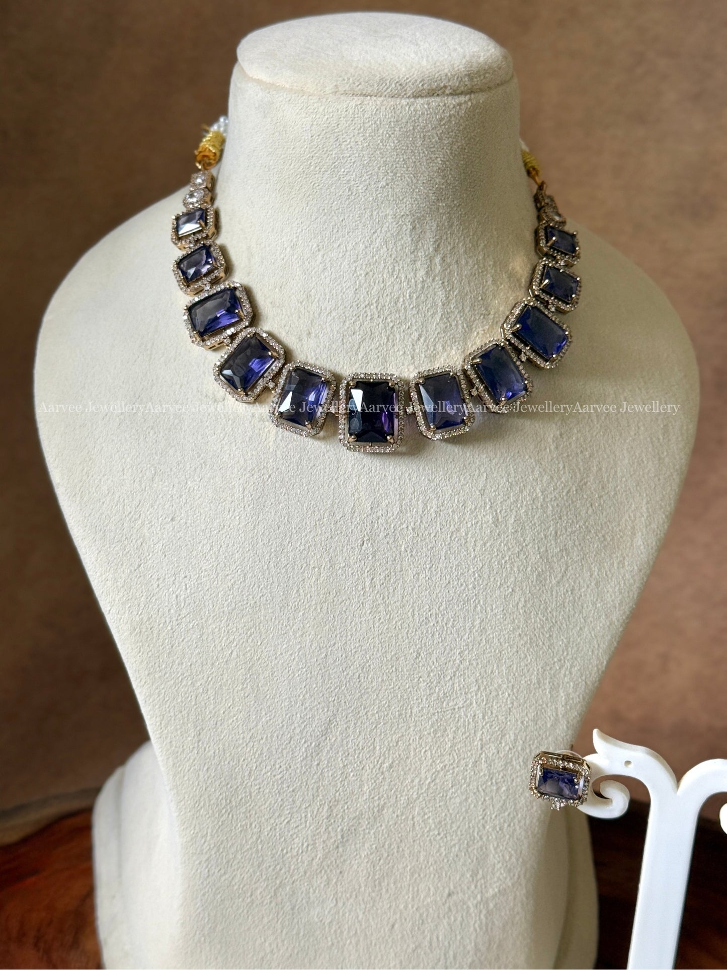SQUARE CUT PURPLE STONE VICTORIAN NECKLACE SET