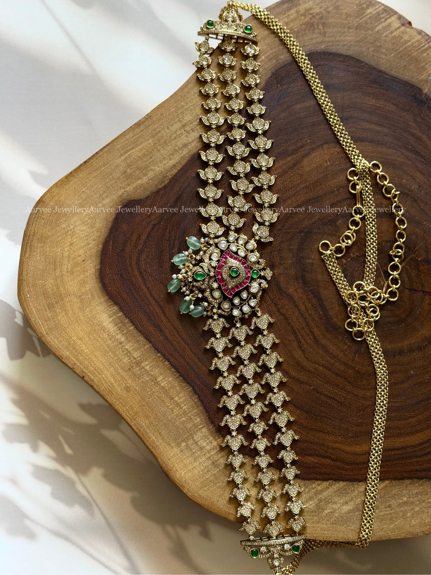 VICTORIAN BRIDAL JEWELLERY SET WITH PASTEL BEADS