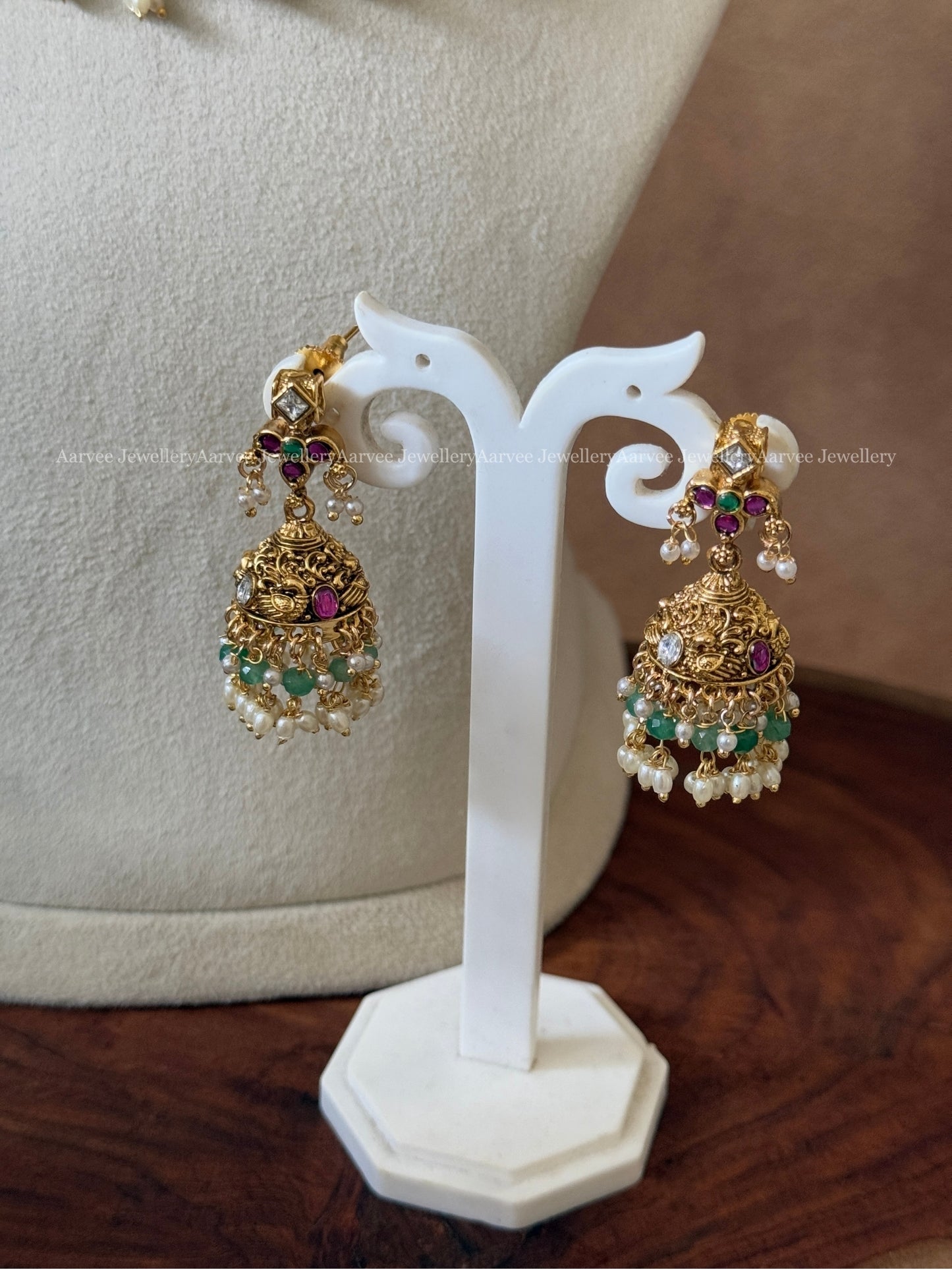 JALEBI NECKLACE SET WITH PASTEL BEADS & PEARLS