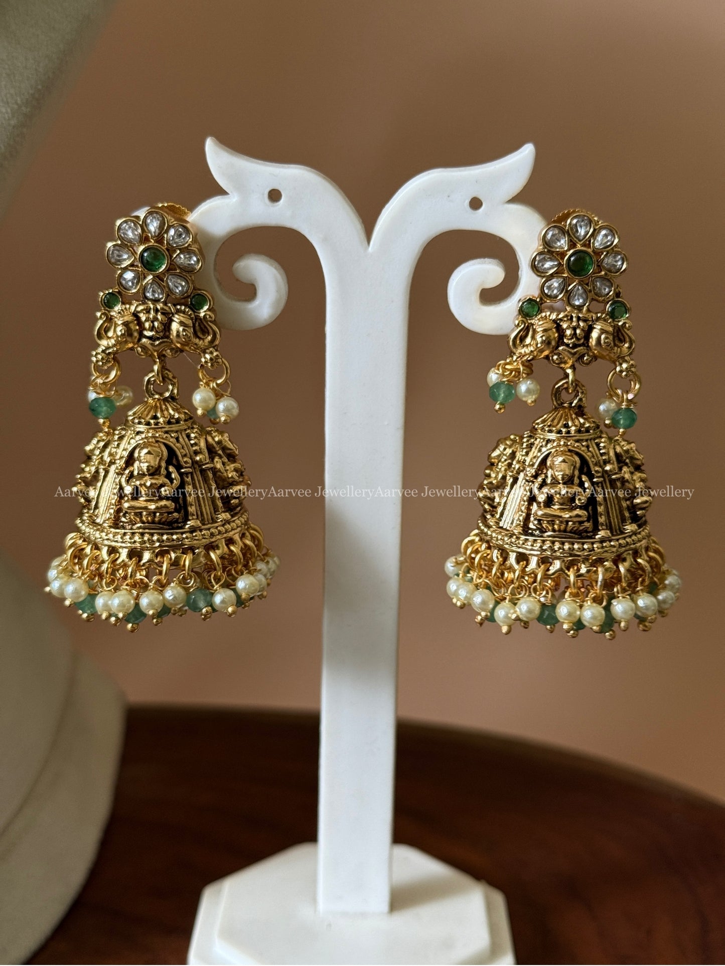 JALEBI NECKLACE SET WITH LAKSHMI MOTIF DETACHABLE PENDANT — WHITE STONES & PASTEL BEADS