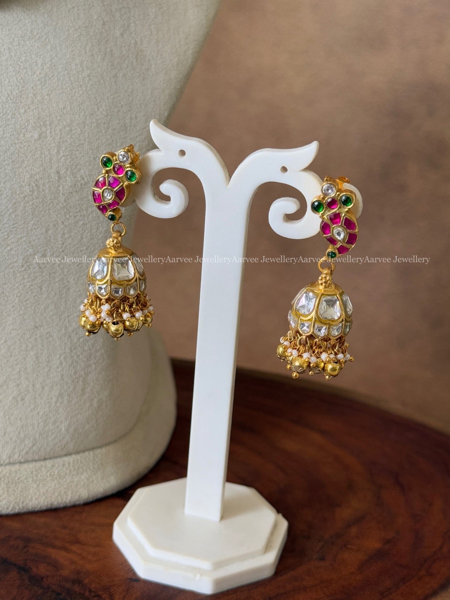 JADAU KUNDAN PINK / GREEN STONES NECKLACE SET WITH GOLD BEADS