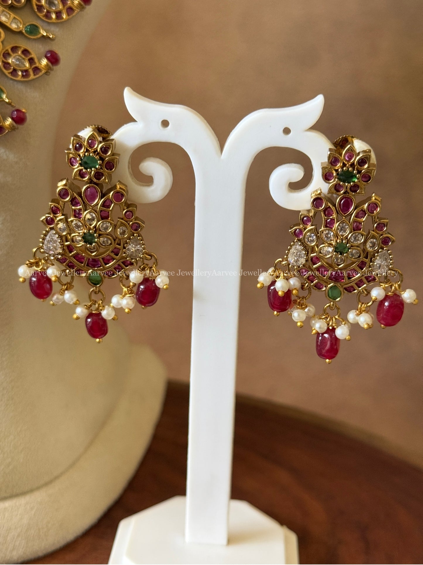 KEMP SEMI BRIDAL JEWELLERY SET WITH PEACOCK PENDANT WITH RUBY STONES & RUBY BEADS