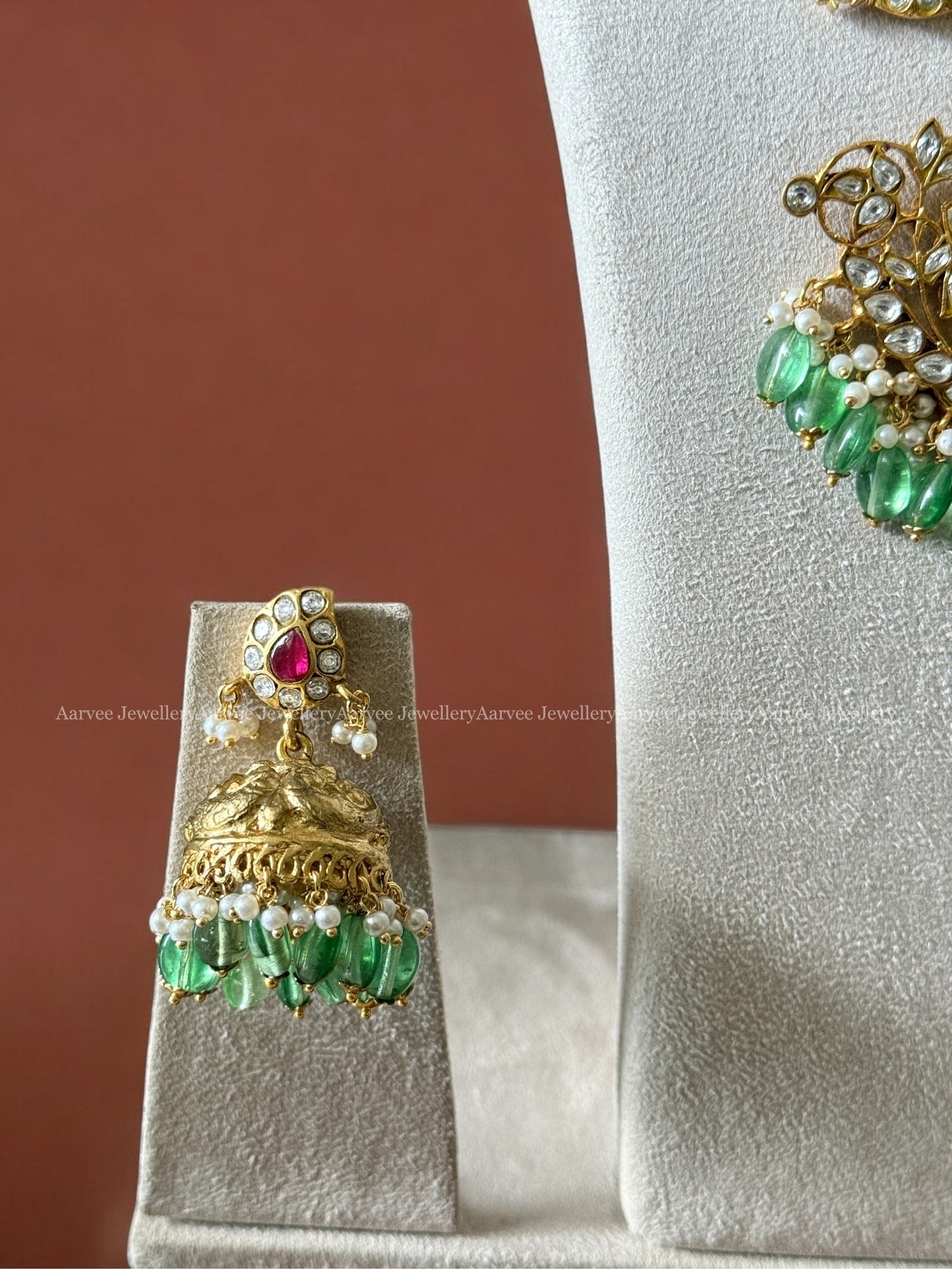 MANGO MOTIF JADAU KUNDAN NECKLACE SET WITH WHITE & RUBY STONES WITH PASTEL BEADS