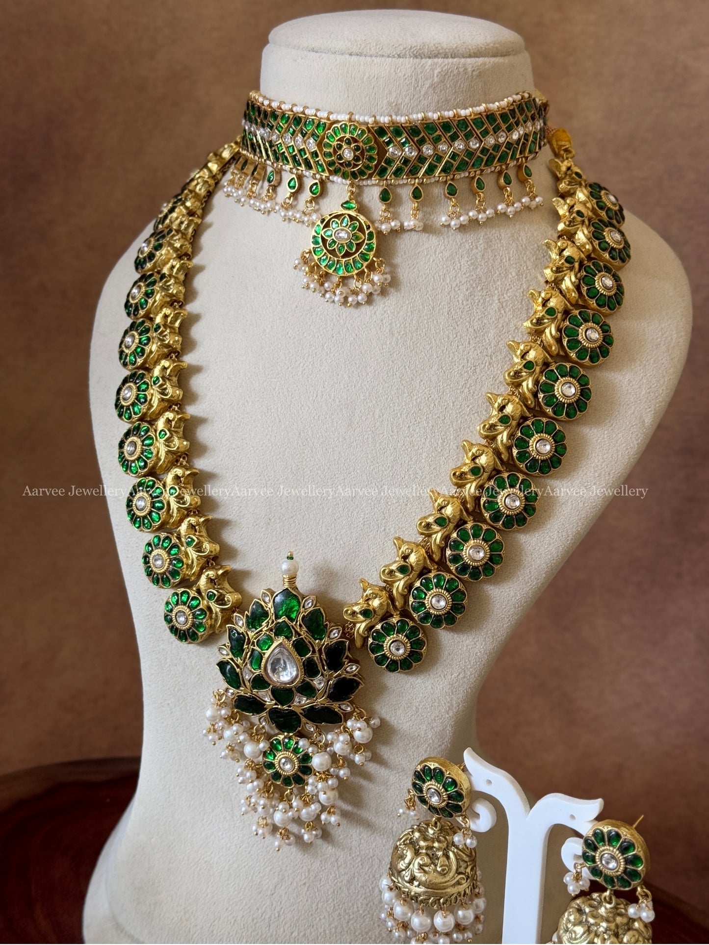 COMBO - GREEN STONE ADITI CHOKER | JADAU KUNDAN GREEN STONE BUTTA HARAM SET WITH LOTUS PENDANT & PEARL BEADS