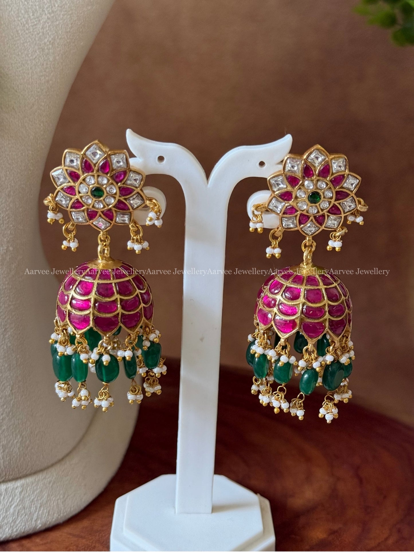 JADAU KUNDAN STATEMENT NECKLACE & FLORAL JHUMKI WITH RUBY STONES & GREEN BEADS | WITH NO NECK LINE PEARLS