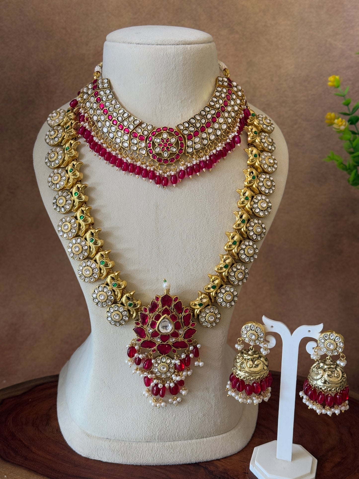 JADAU KUNDAN SEMI BRIDAL JEWELLERY SET | LOTUS PENDANT WITH PINK & WHITE STONES AND PINK BEADS