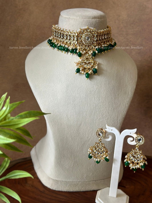 KUNDAN CHOKER SET WITH WHITE STONES & GREEN BEADS