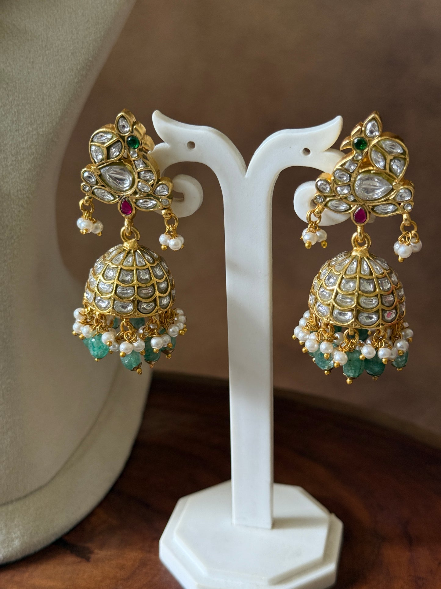 JADAU KUNDAN : FULL WHITE STONES MANGO NECKLACE WITH PEACOK JHUMKI IN PASTEL BEADS