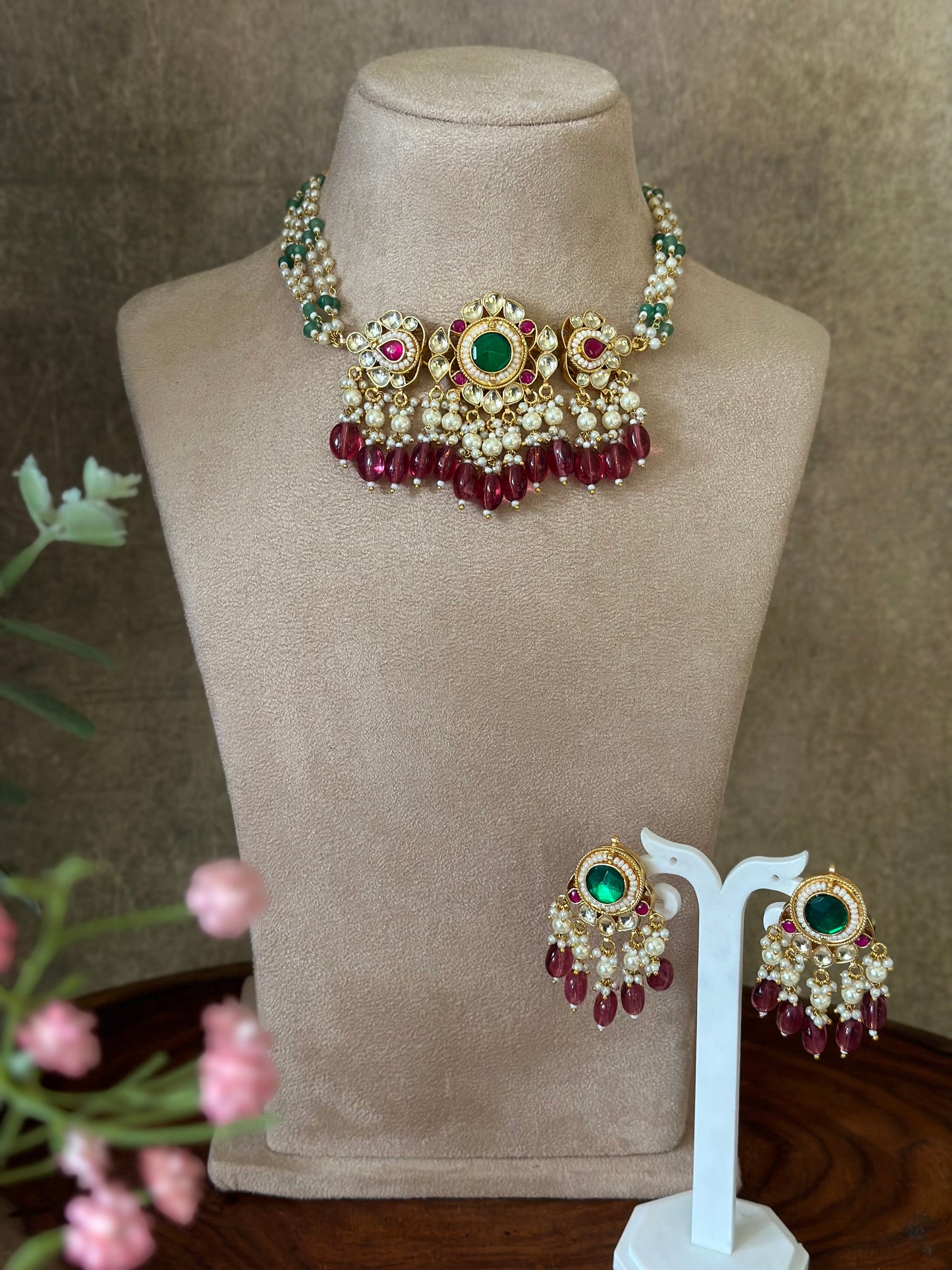 POLKI KUNDAN PEARLS CHOKER SET WITH RED BEADS