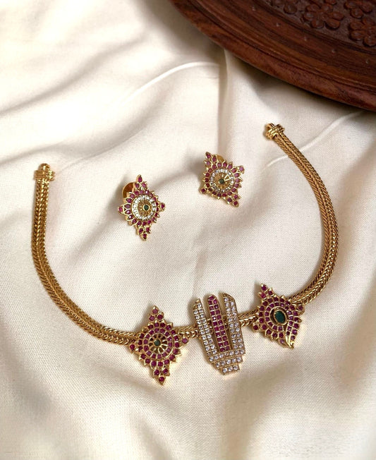 GOLD CHAIN SET WITH SANGU CHAKRA NAAMAM PENDANT