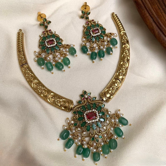 GREEN STONE CZ KANTI NECKLACE SET WITH GREEN BEADS