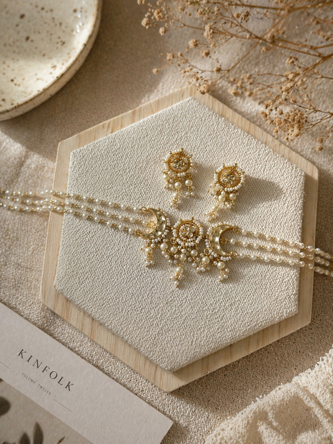 POLKI KUNDAN PEARL CHOKER SET WITH WHITE CHAND / HALF MOON DESIGN