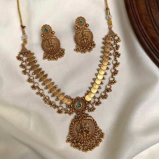 TWO LAYER COIN NECKLACE SET WITH GREEN STONE