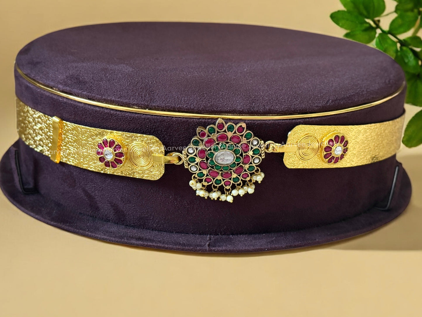 JADAU KUNDAN WAIST BELT WITH FLORAL PENDANT & RUBY / GREEN STONES