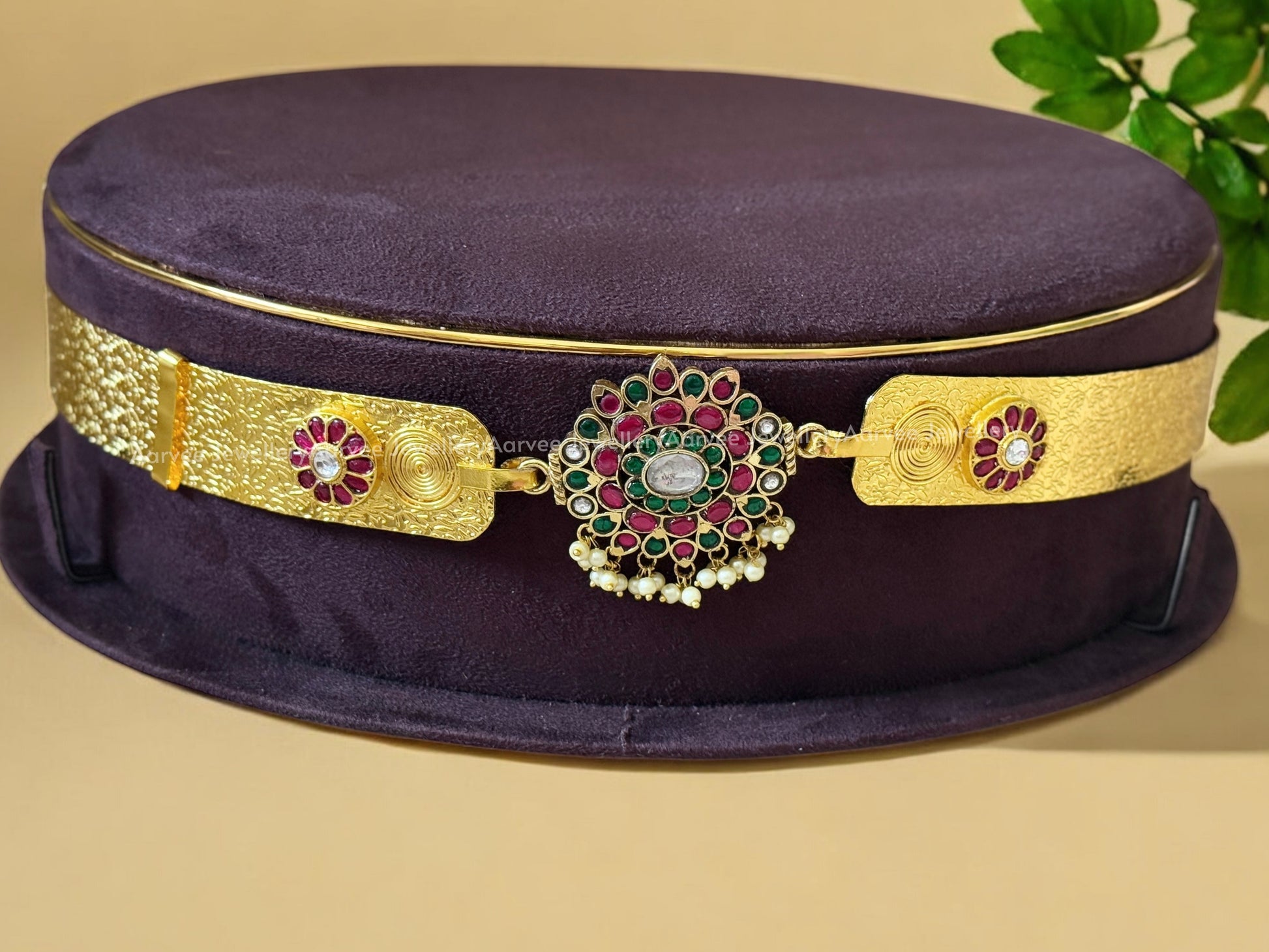 JADAU KUNDAN WAIST BELT WITH FLORAL PENDANT & RUBY / GREEN STONES