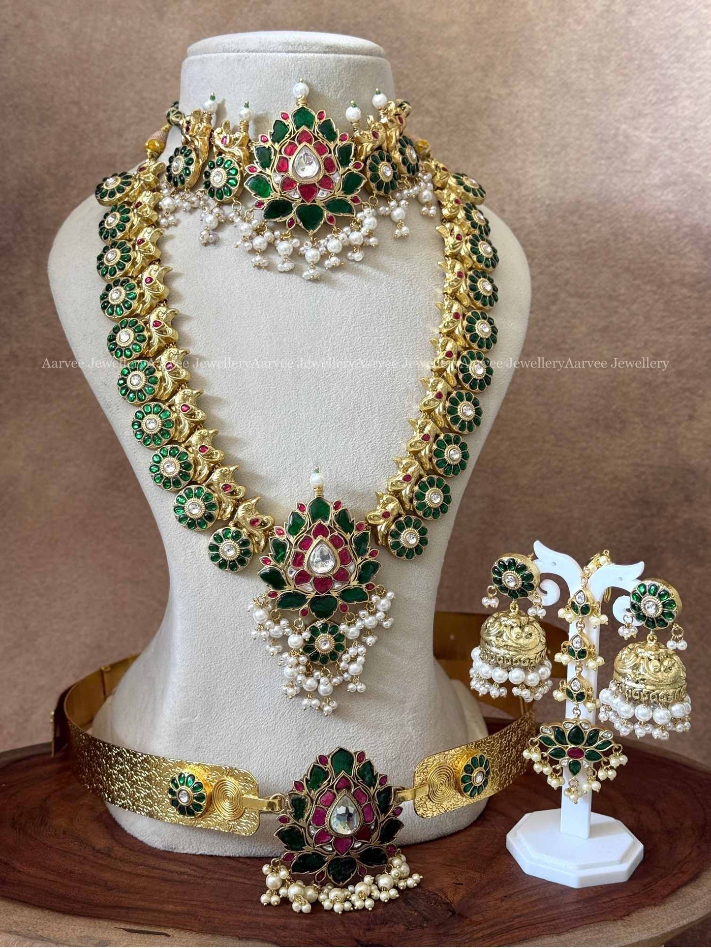 JADAU KUNDAN GREEN STONE LOTUS BRIDAL JEWELLERY SET