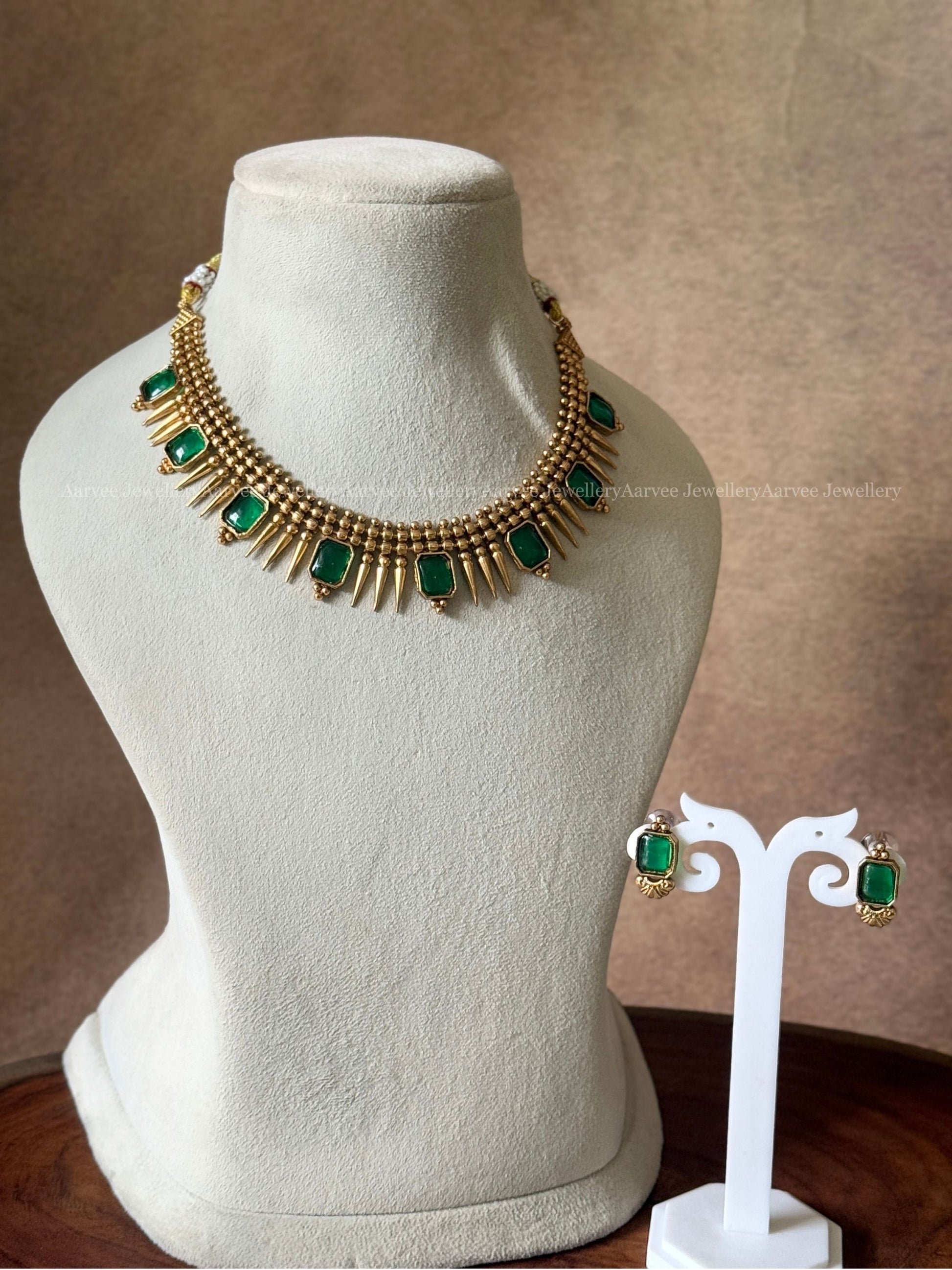 ANTIQUE GOLD KERALA STYLE MULLA MOTTU NECKLACE SET WITH GREEN STONE