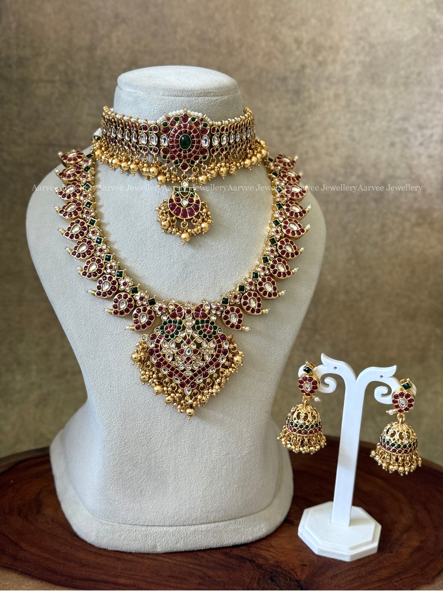 COMBO - KEMP SINGLE PENDANT CHOKER WITH KEMP RUBY / GREEN STONES MANGO MOTIF NECKLACE SET WITH PEACOCK PENDANT & GOLD BEADS