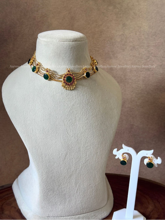 CLEARANCE - GREEN STONE CHOKER SET