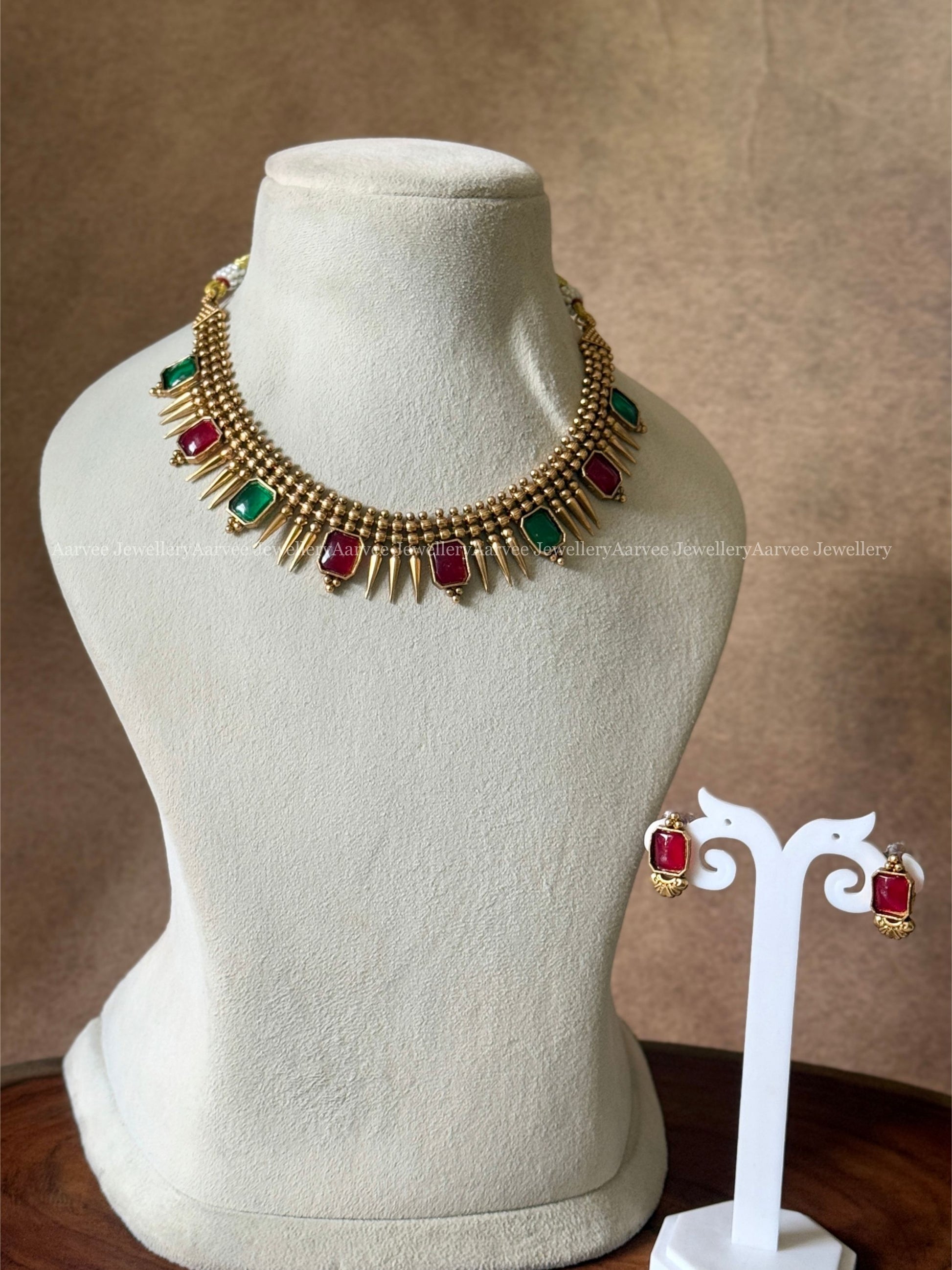ANTIQUE GOLD KERALA STYLE MULLA MOTTU NECKLACE SET WITH GREEN/ RED STONES