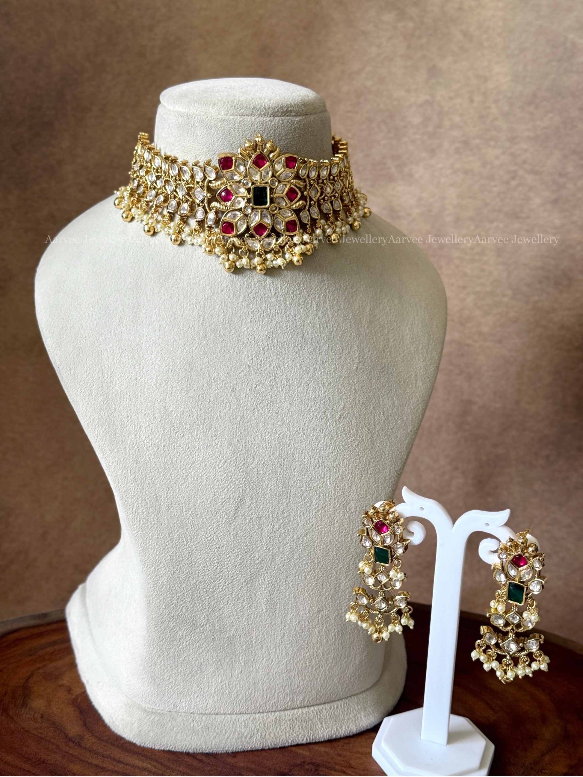 PREMIUM WHITE / PINK KUNDAN STONES HIGHNECK CHOKER SET WITH GOLD BEADS