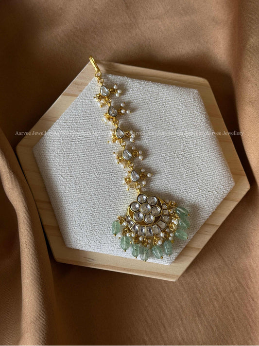 JADAU KUNDAN WHITE STONE CHAND TIKKA WITH PASTEL BEADS