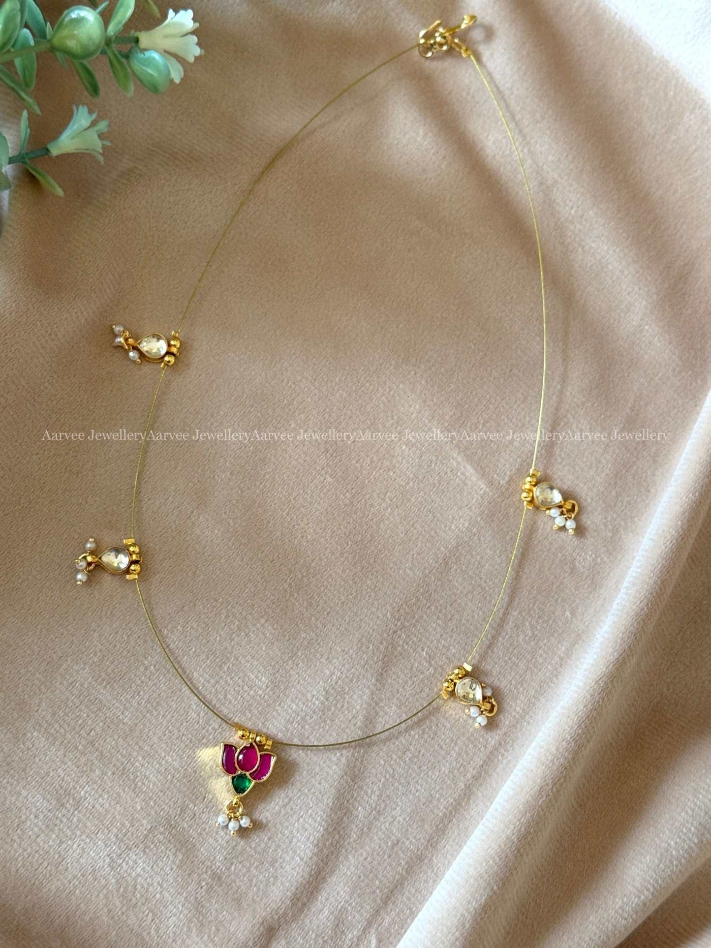 KUNDAN LOTUS INVISIBLE CHAIN
