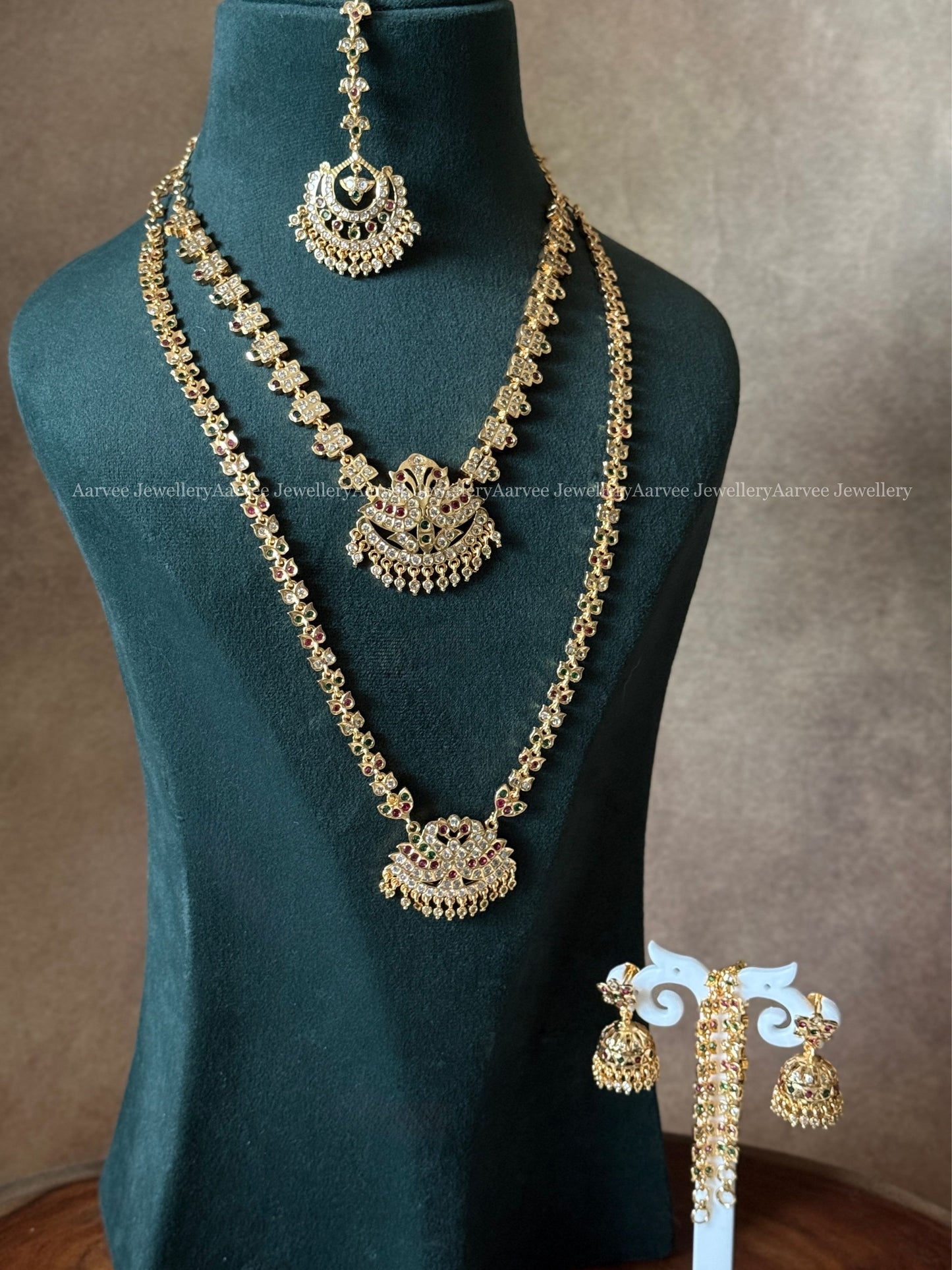 RUBY / GREEN STONES IMPON SEMI BRIDAL JEWELLERY SET