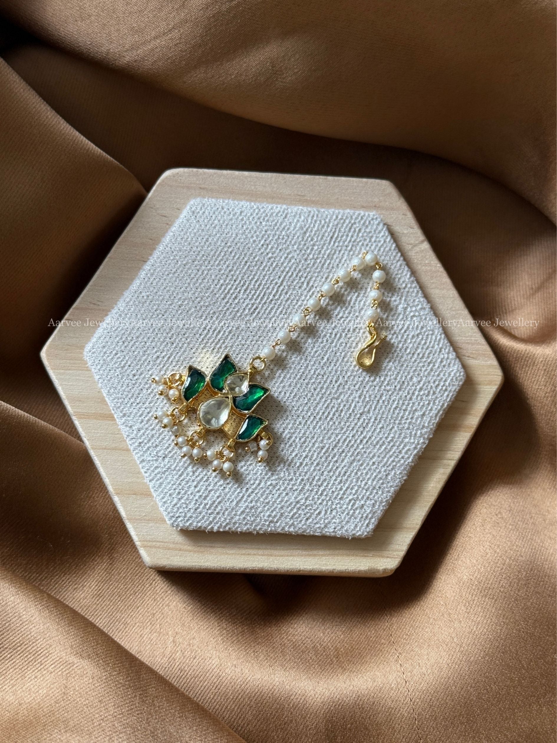 POLKI KUNDAN PEARL LINE GREEN STONE LOTUS TIKKA