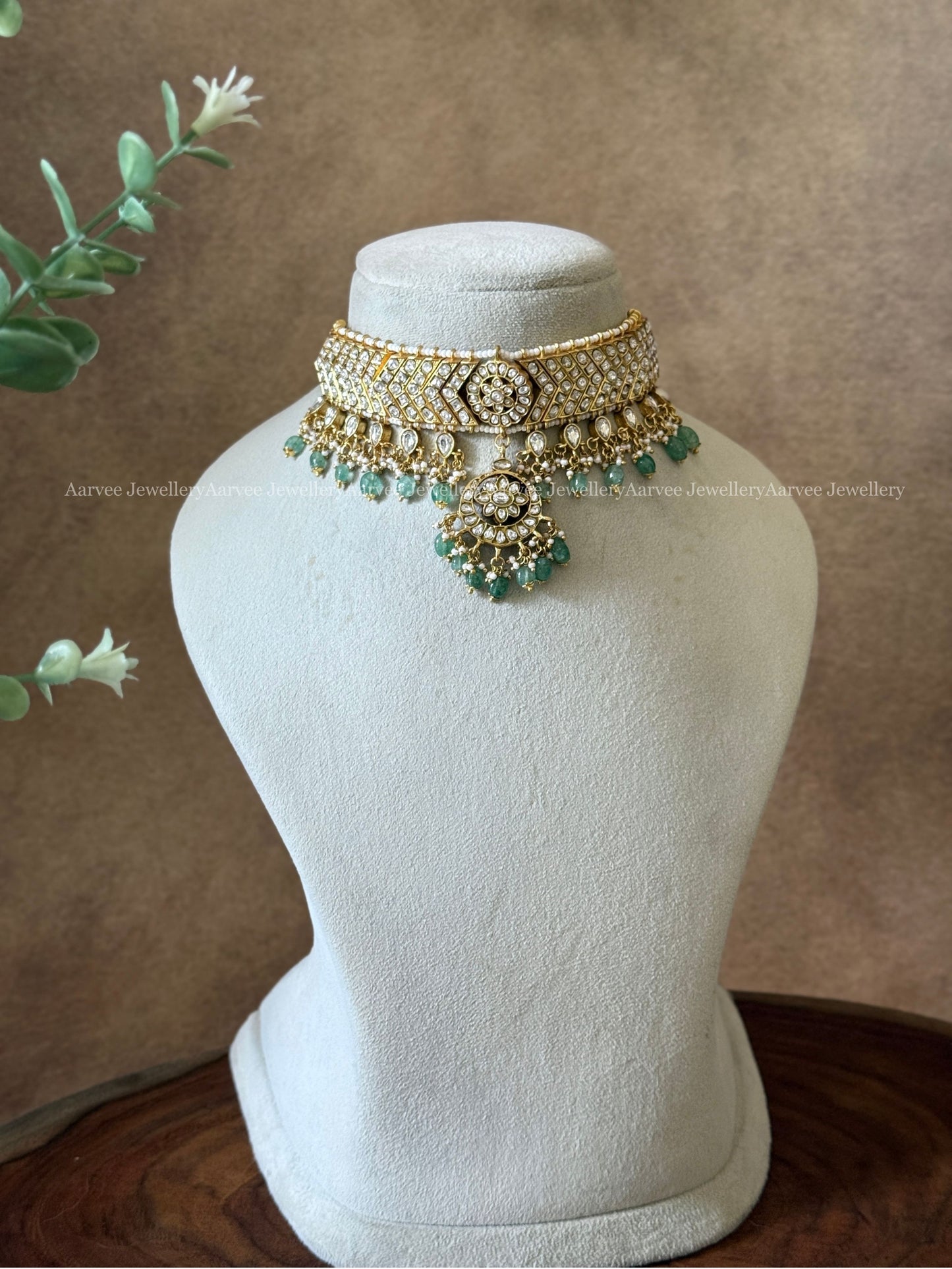 ADITI JADAU KUNDAN CHOKER | REVERSIBLE 2 IN 1 WITH WHITE AND RUBY STONES AND PASTEL BEADS