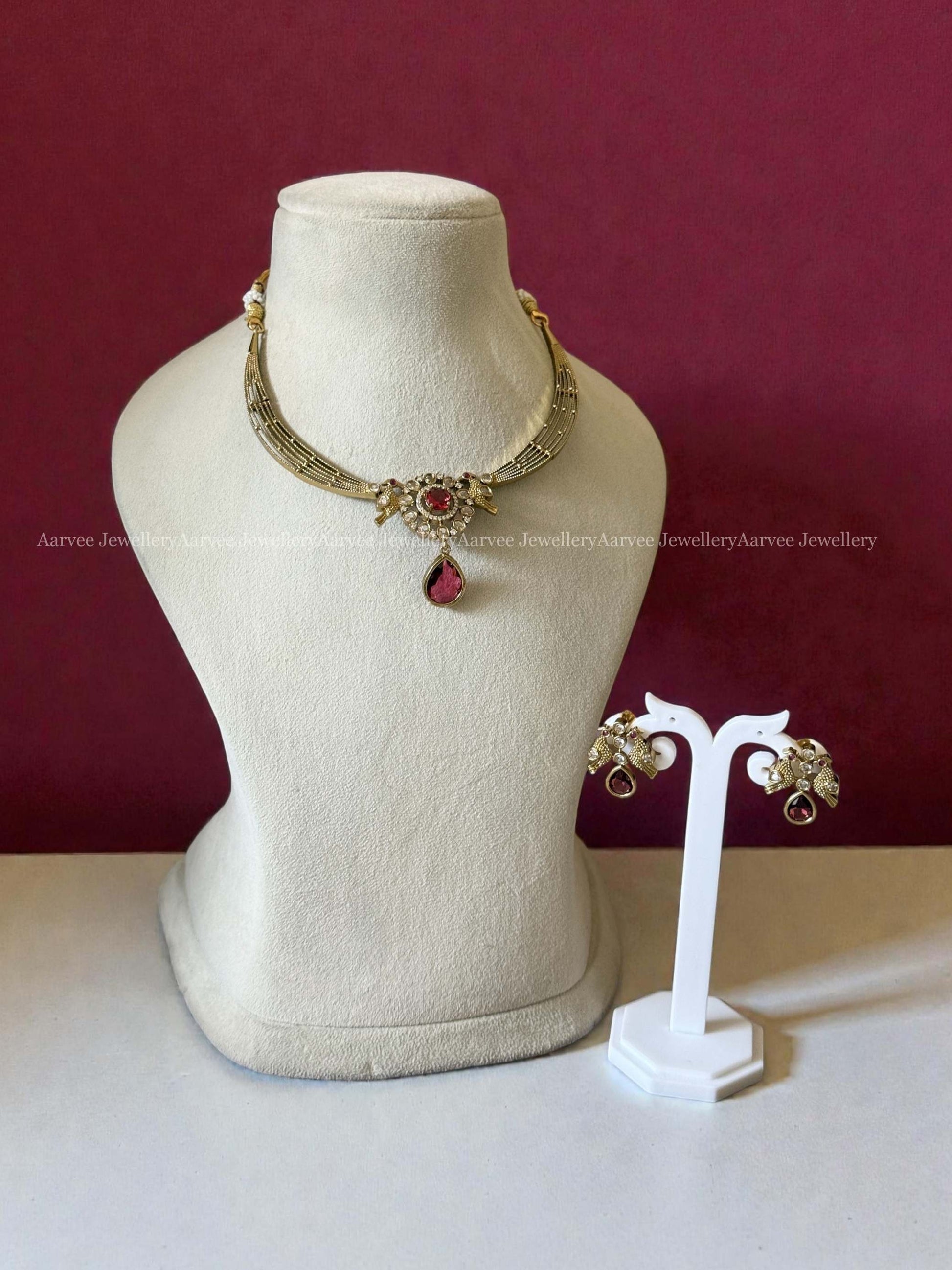 HASLI NECKLACE SET WITH CZ RED STONE