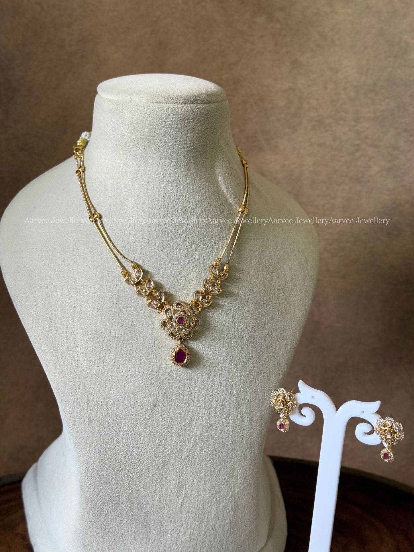CLEARANCE - RUBY STONE FLORAL CHAIN SET