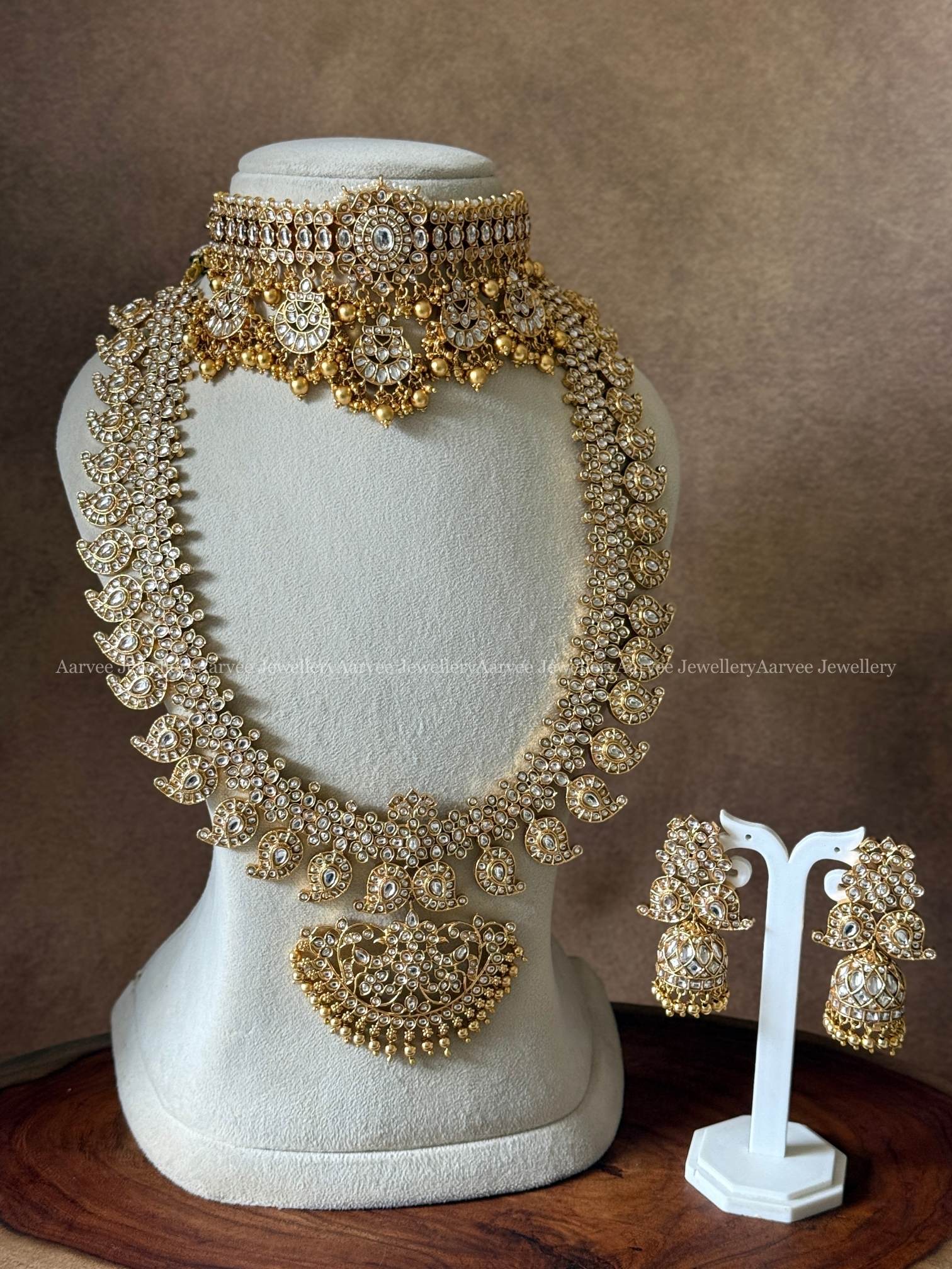 COMBO - KUNDAN MULTI PENDANT CHOKER WITH A CLASSIC MANGO MOTIF HARAM SET WITH KUNDAN WHITE STONES