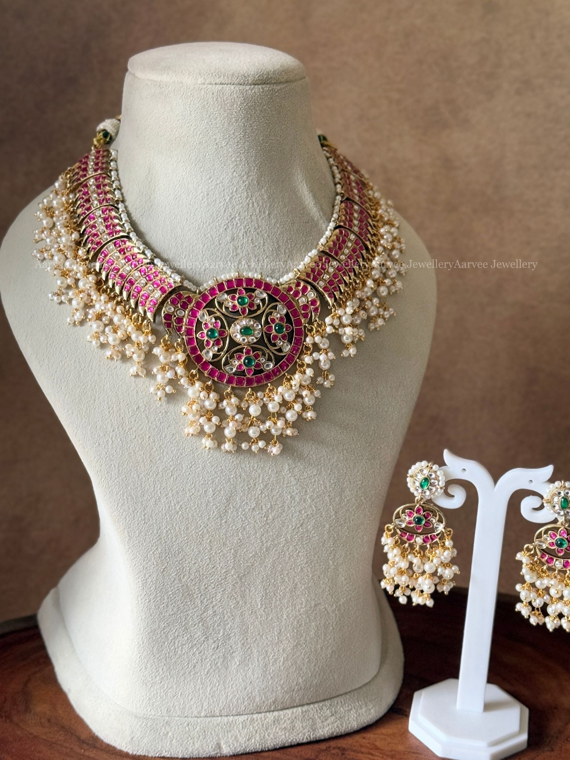 JADAU KUNDAN PINK STONE FLORAL DESIGN NECKLACE SET WITH PEARLS