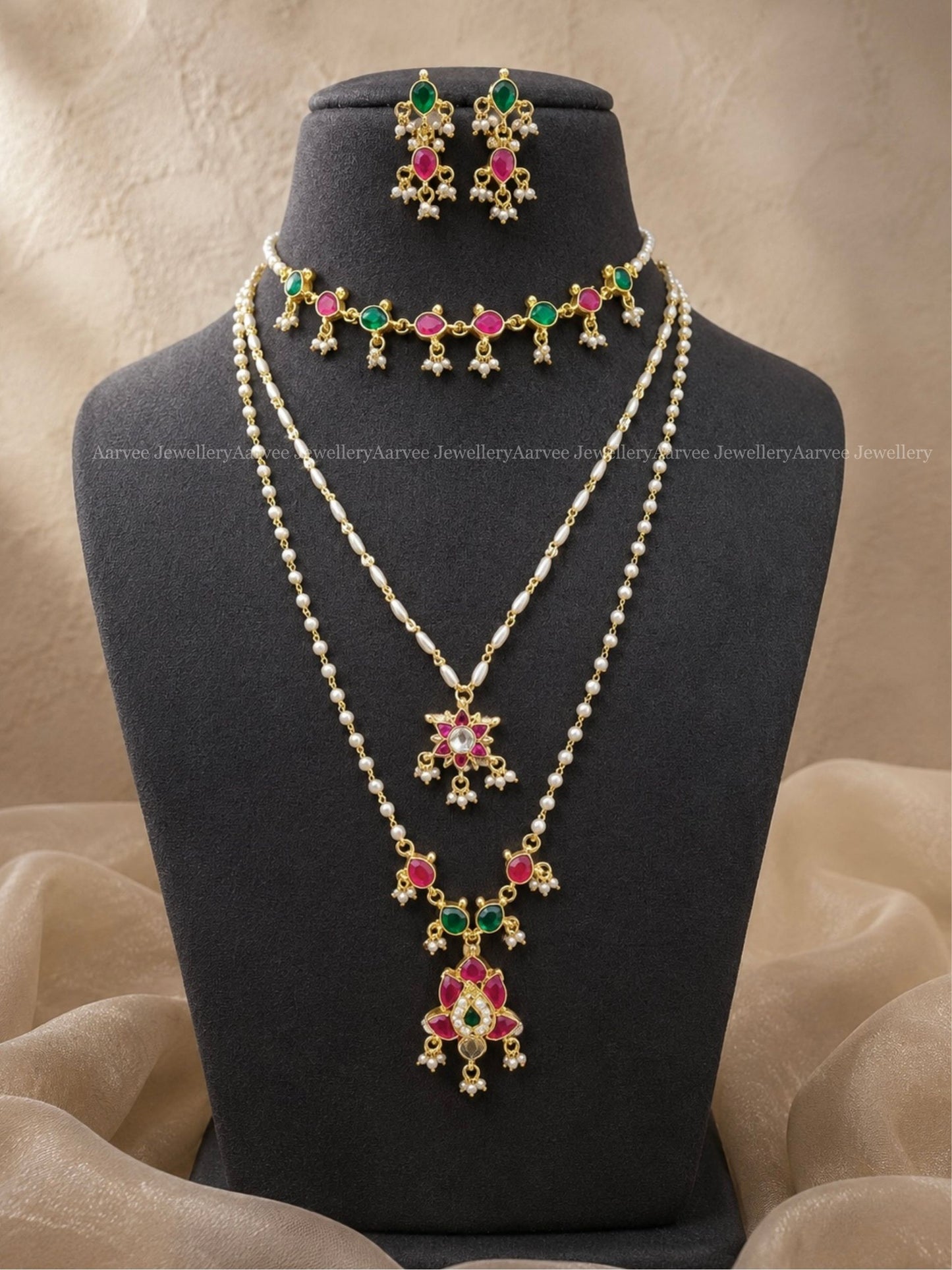 POLKI KUNDAN MINIMAL 3 PIECE RUBY / GREEN STONE PEARL JEWELLERY SET