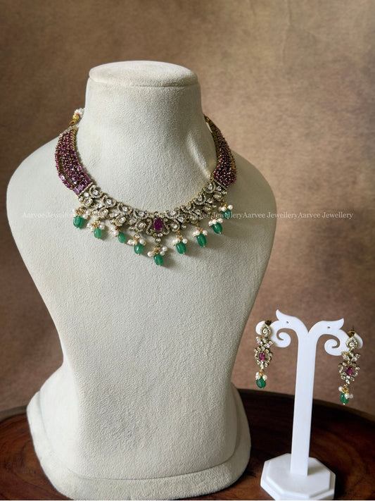 VICTORIAN RUBY / WHITE STONE NECKLACE SET WITH GREEN BEAD DROPS