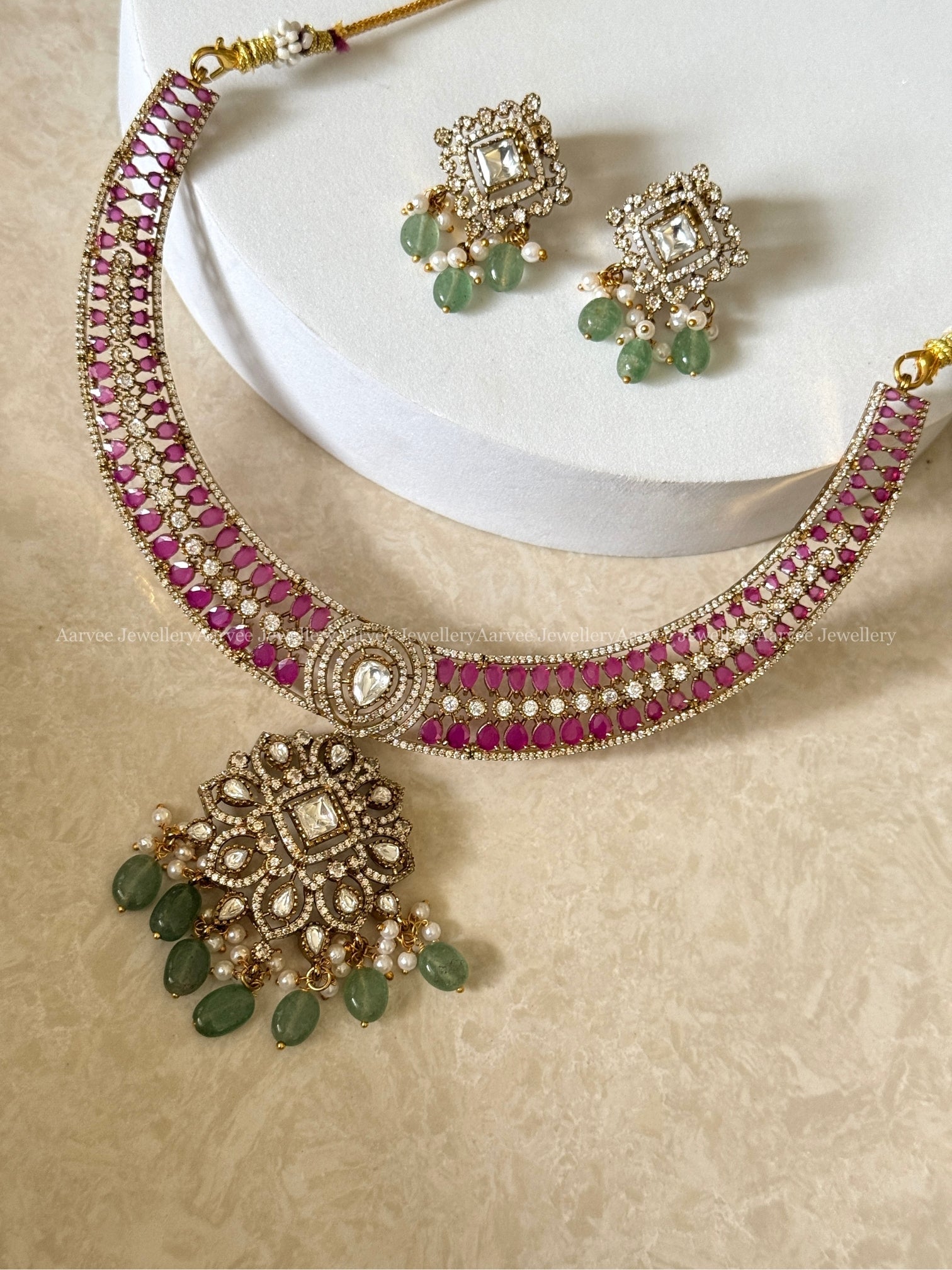 VICTORIAN RUBY/WHITE STONES NECKLACE SET WITH PASTEL BEADS
