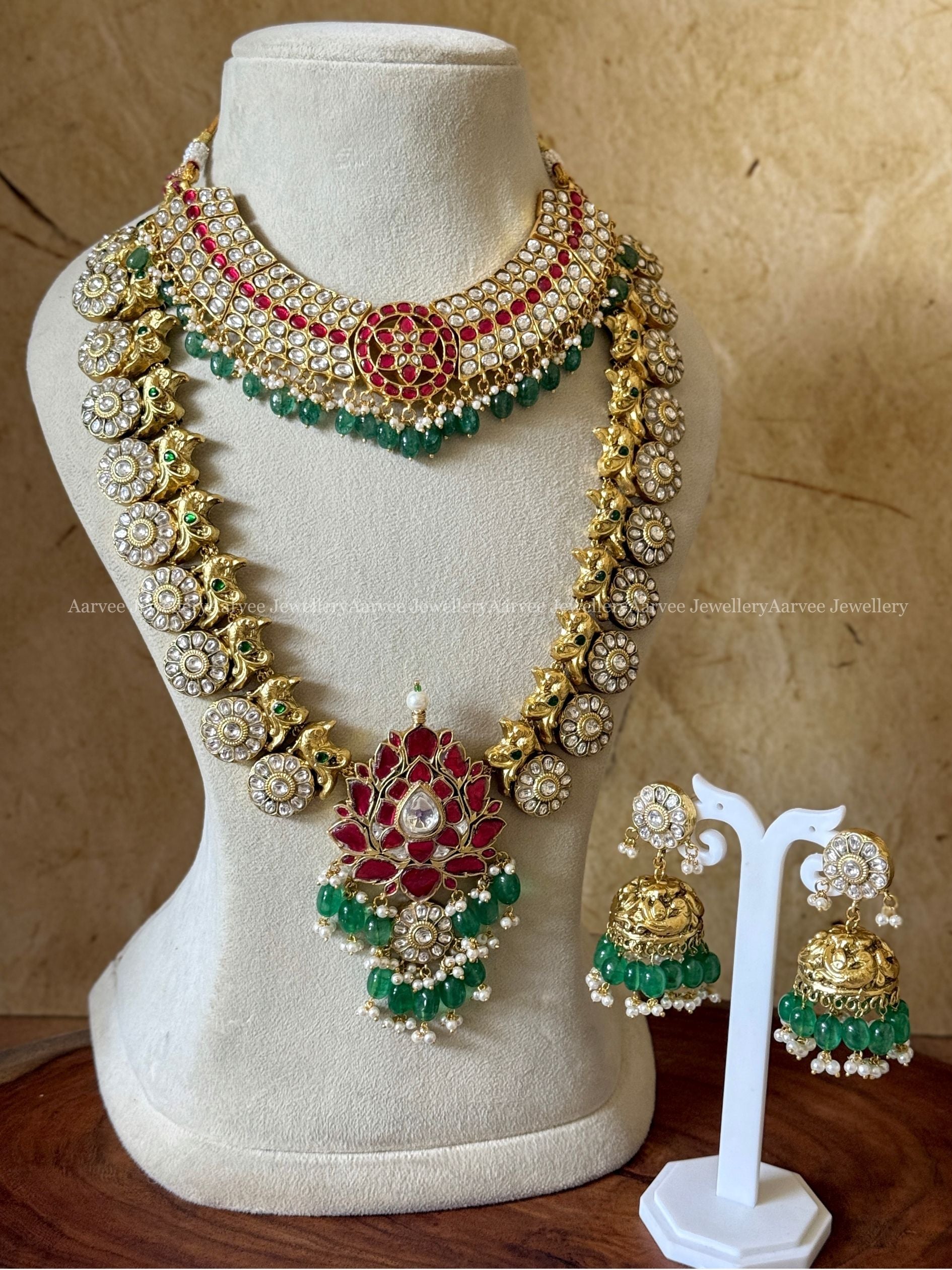 JADAU KUNDAN PINK & WHITE STONE BUTTA NECKLACE WITH WHITE STONE BOTTU HARAM WITH PINK STONE LOTUS PENDANT AND BOTTLE GREEN BEADS