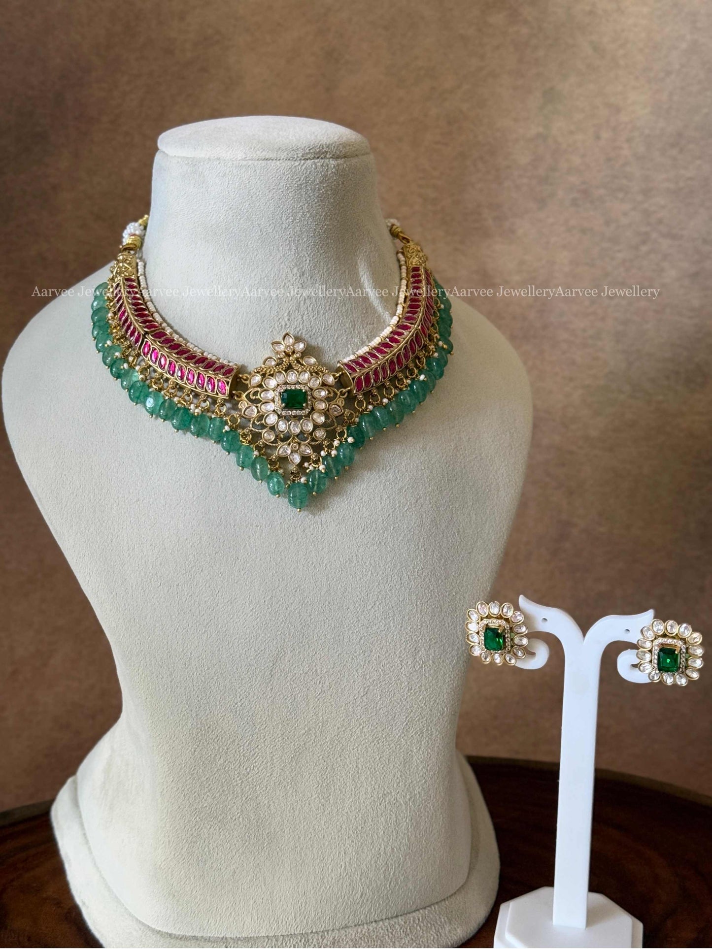 JADAU KUNDAN RUBY/WHITE STONE KANTI NECKLACE SET WITH DARK PASTEL BEADS