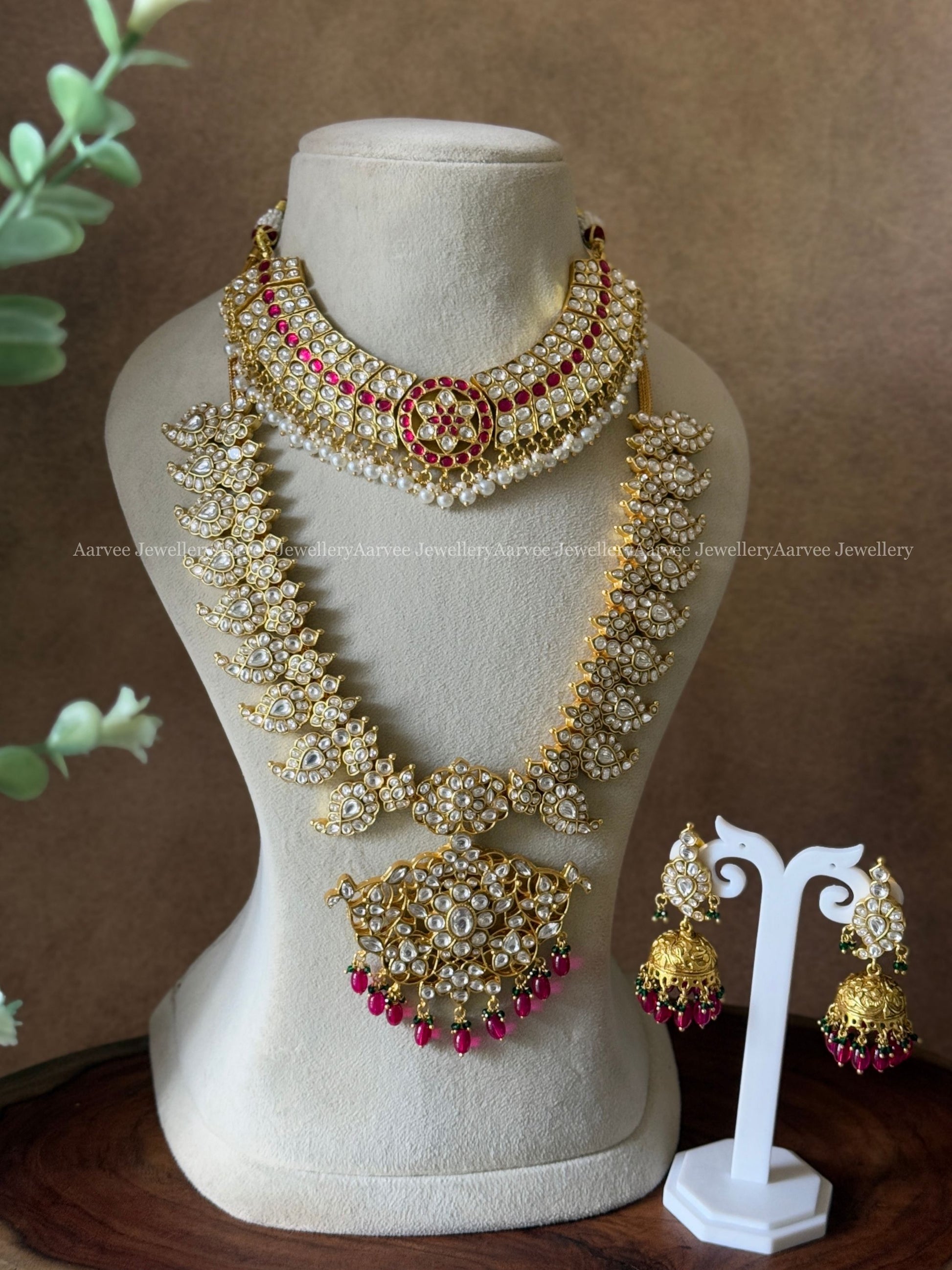 JADAU KUNDAN WHITE / RUBY STONE NECKLACE WITH WHITE STONE MANGO MID LENGTH HARAM SET WITH PINK BEADS
