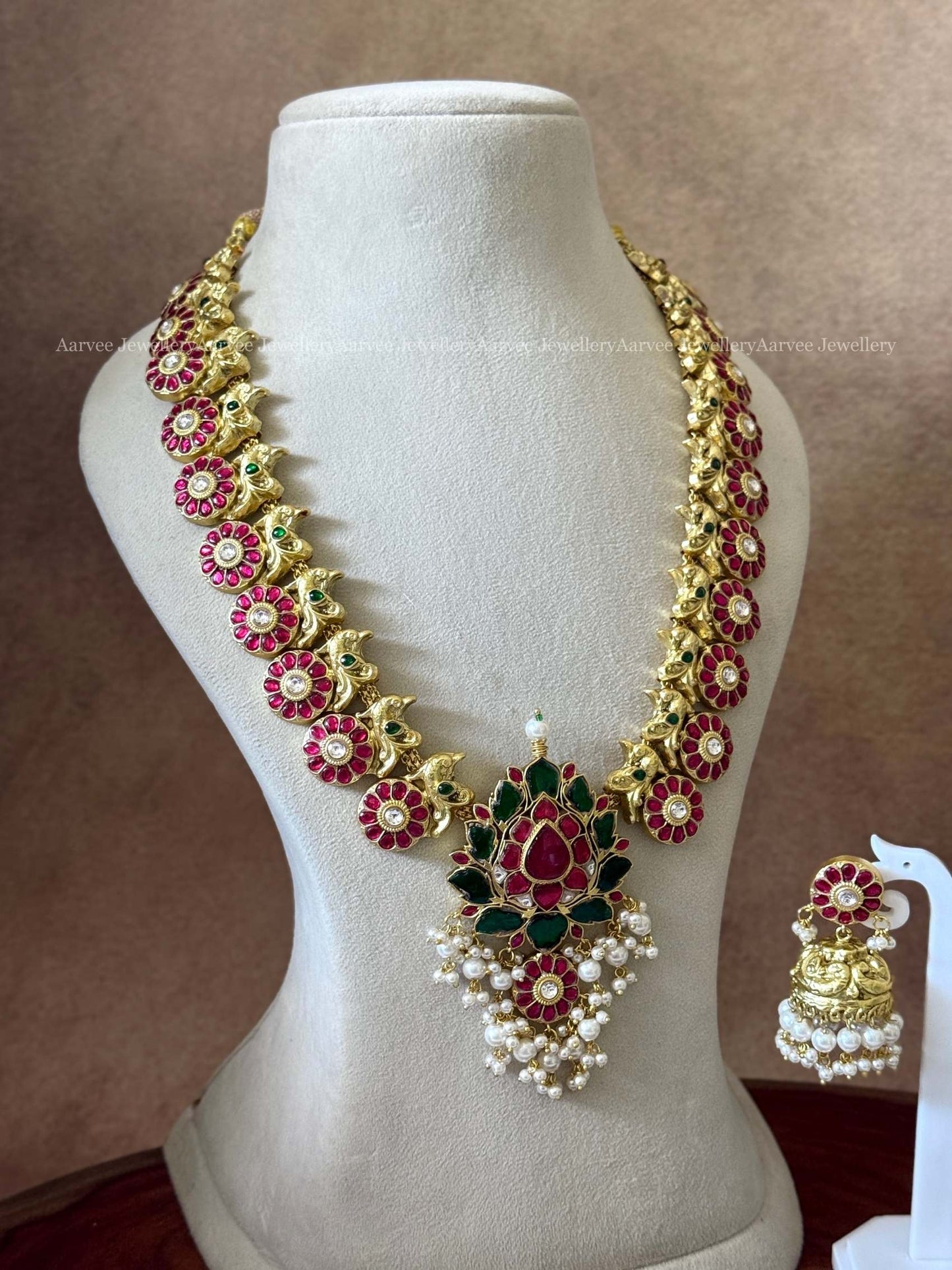 JADAU KUNDAN RUBY / GREEN STONES LOTUS HARAM SET WITH PEARLS