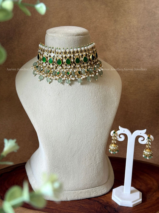 JADAU KUNDAN WHITE / GREEN STONE CHOKER SET WITH PASTEL BEADS