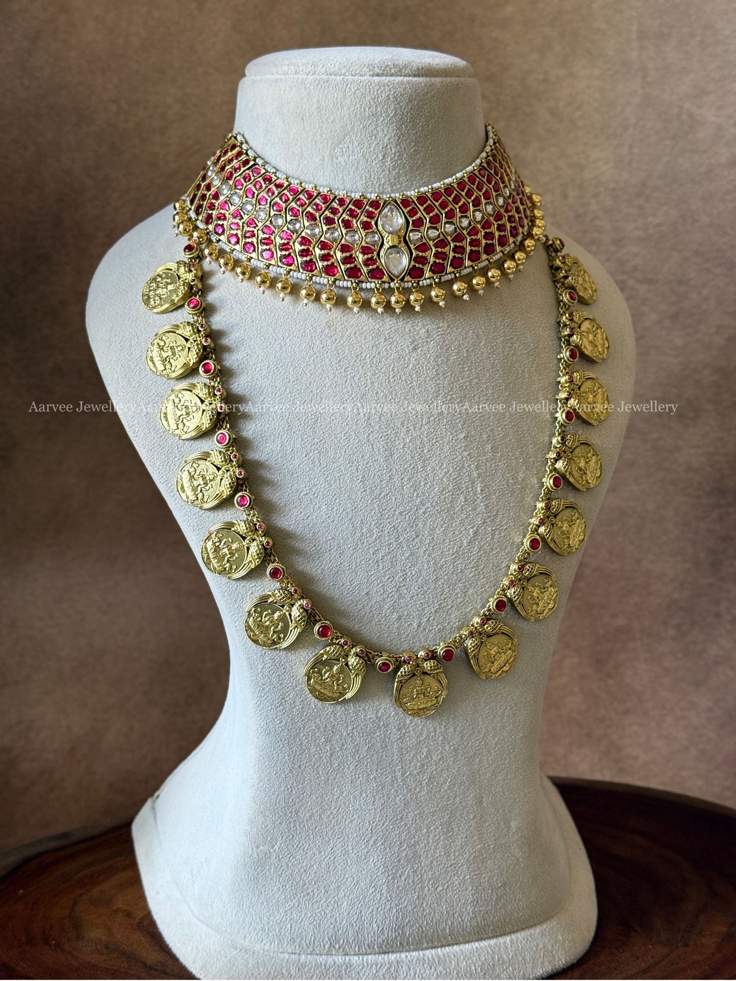 JADAU KUNDAN RUBY STONE CHOKER WITH COIN MID LENGTH HARAM