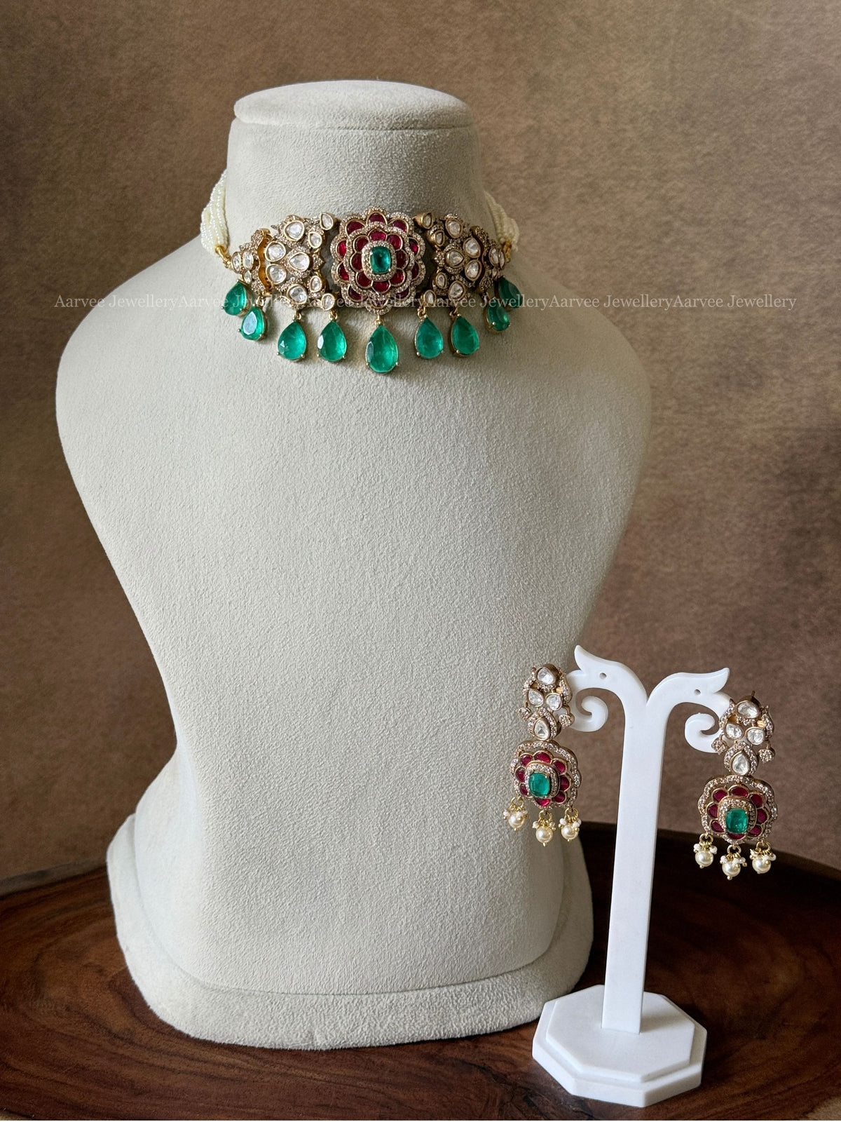 PREMIUM PEARL BUNCH CHOKER SET WITH MOISSANITE VICTORIAN PENDANT AND EMERALD GREEN STONE DROPS