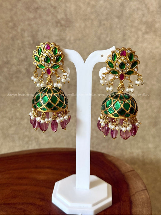 JADAU KUNDAN GREEN STONE LOTUS JHUMKI WITH WINE PINK BEADS