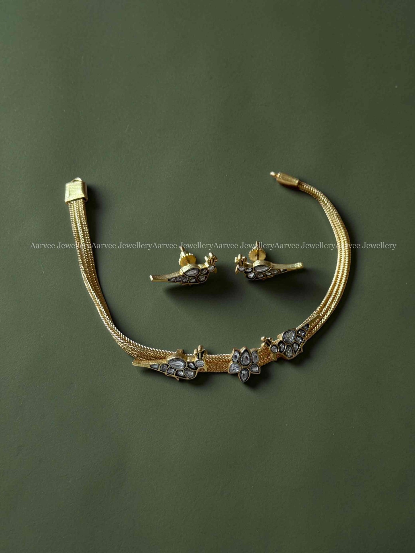 CLEARANCE - KUNDAN WHITE STONE PARROT ATTIGAI SET