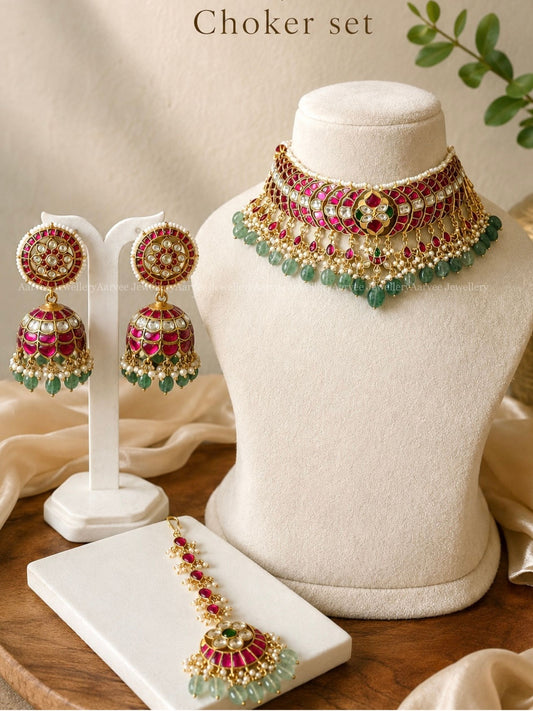 JADAU KUNDAN RUBY / WHITE CRESCENT CHOKER, BUTTA JHUMKI AND CHAND TIKKA WITH PASTEL BEADS