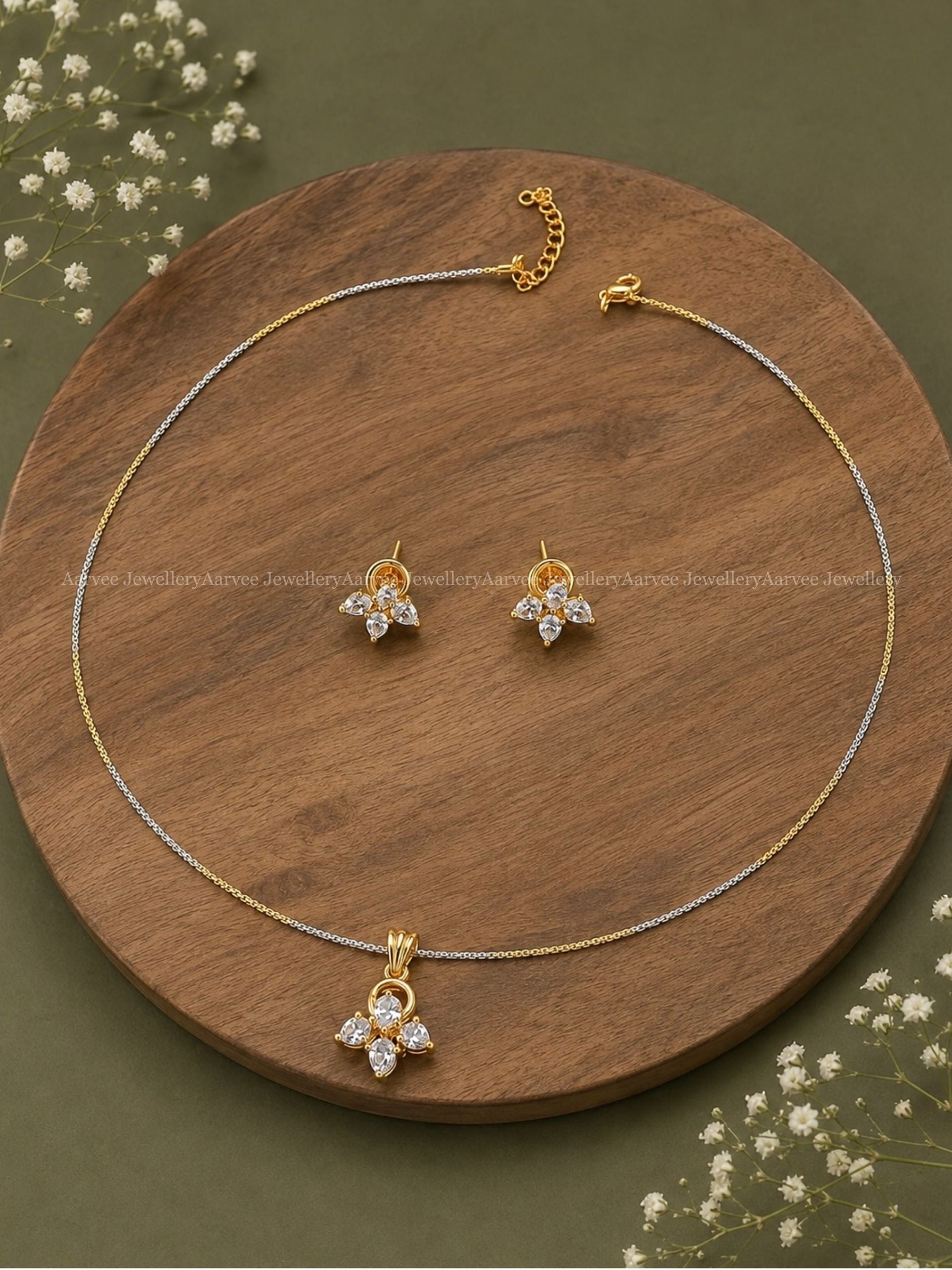 DUAL TONE MINIMAL HASLI CHAIN SET WITH WHITE AD STONE PENDANT