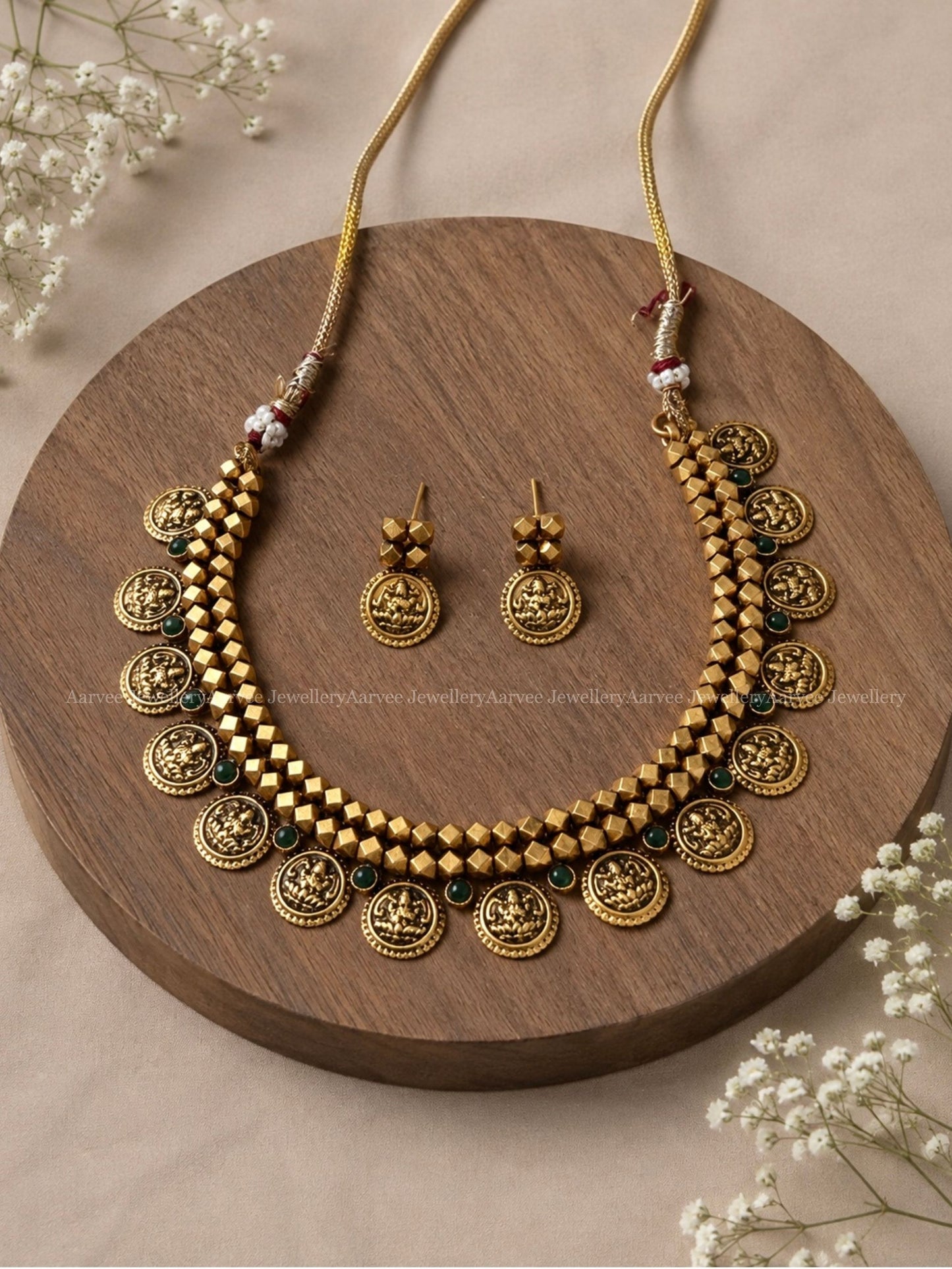 GOLD TONE COIN NECKLACE SET WITH GREEN STONE